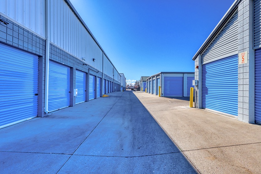 SmartStop Self Storage Facility at 5885 W Colfax Lakewood, CO - DriveUp2