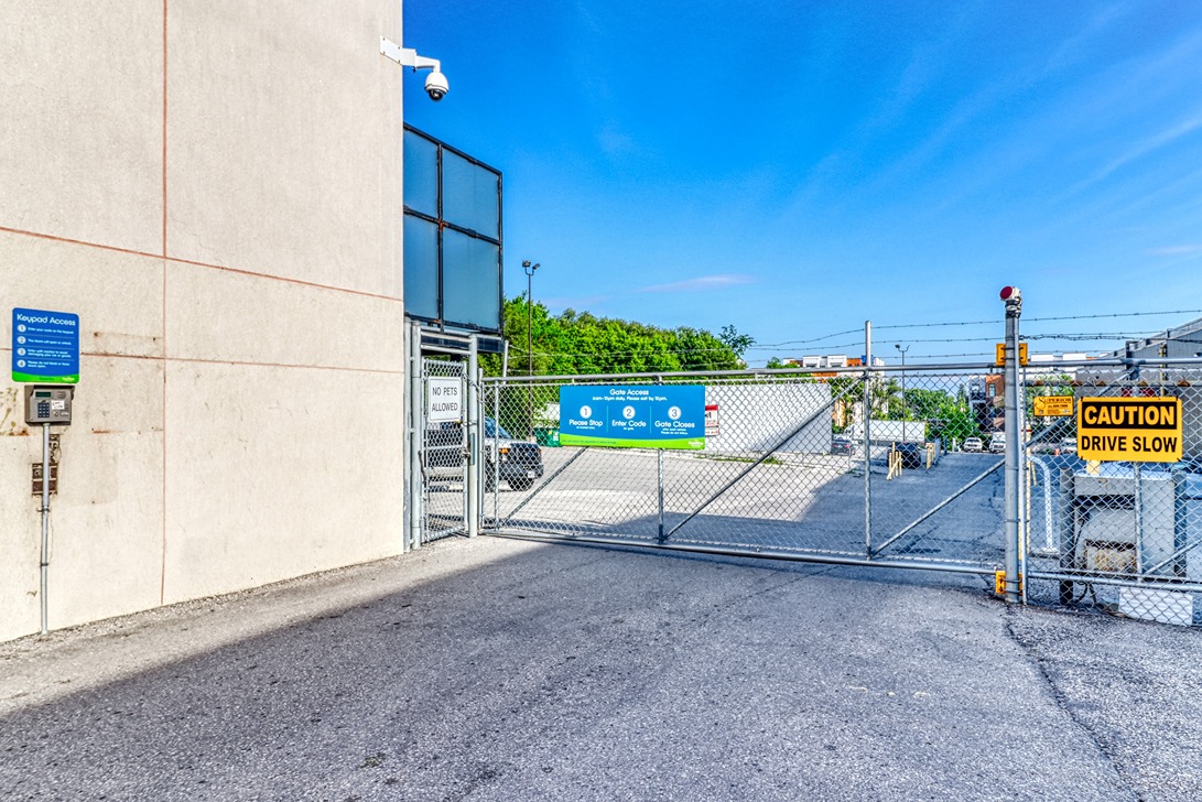 SmartStopSelfStorage-7 Ingram Dr-NorthYork,ONT-M3L1G5-Gate