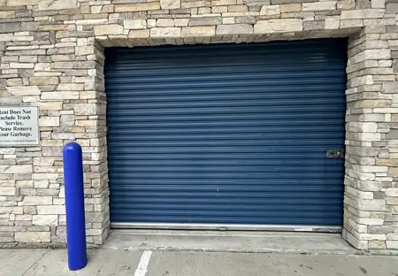 SmartStopSelfStorage-HoustonTX-3130SouthwestFwy-DriveUpUnits