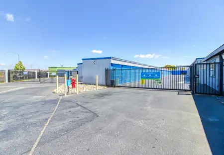 SmartStopSelfStorage-VallejoCA-1401EnterpriseSt-Security