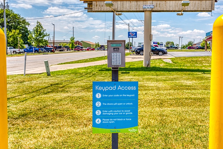 SmartStopSelfStorage-SidneyOH-700WRussellRd-Security