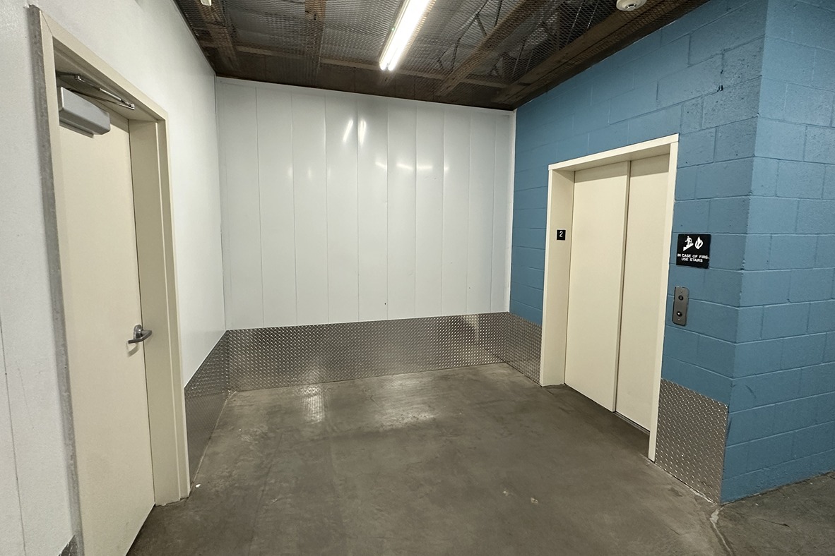SmartStop Self Storage-PhoenixAZ-4860N83rdAve-Elevators