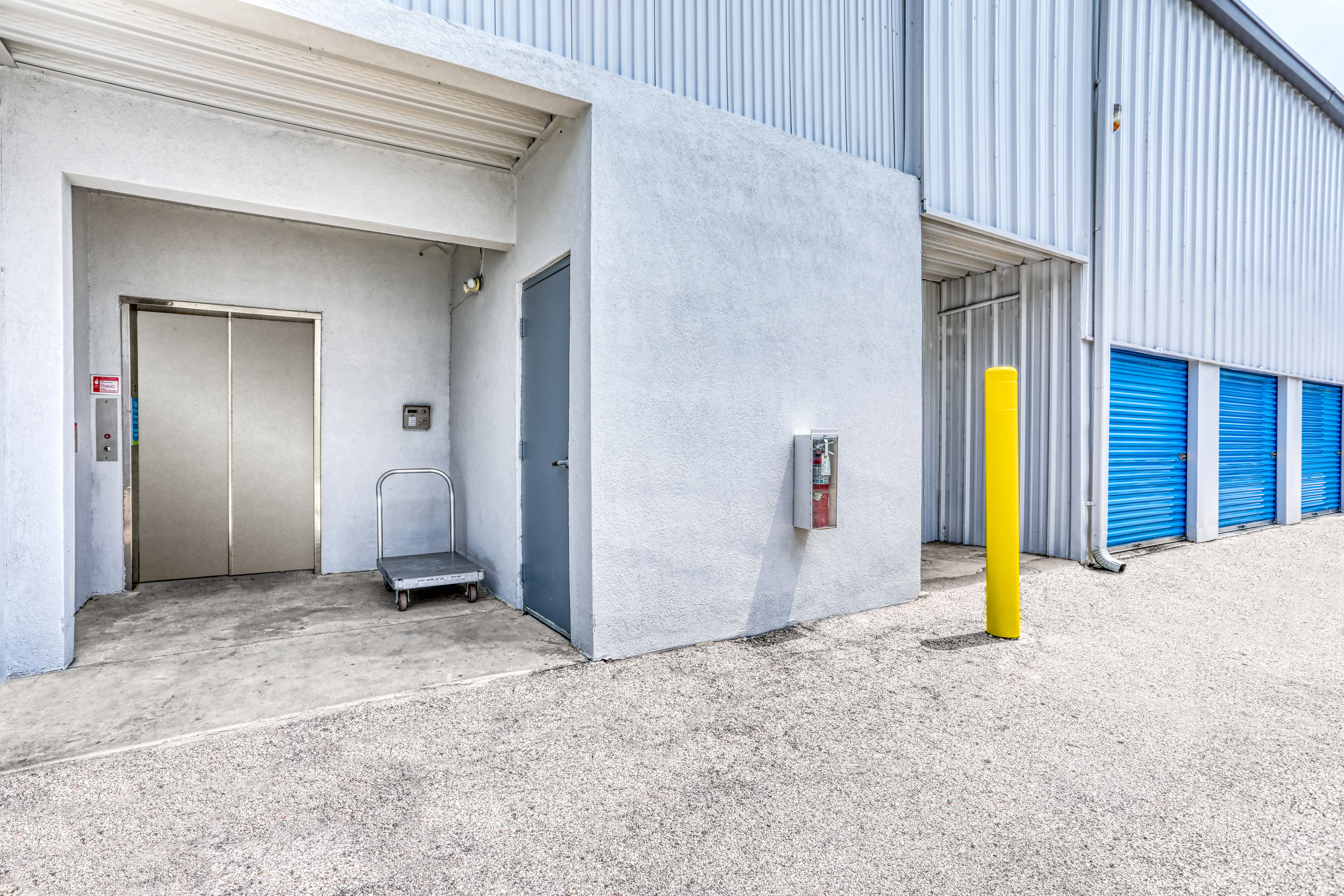 10030 EW Pappy Rd, St Johns, FL Elevators | SmartStop