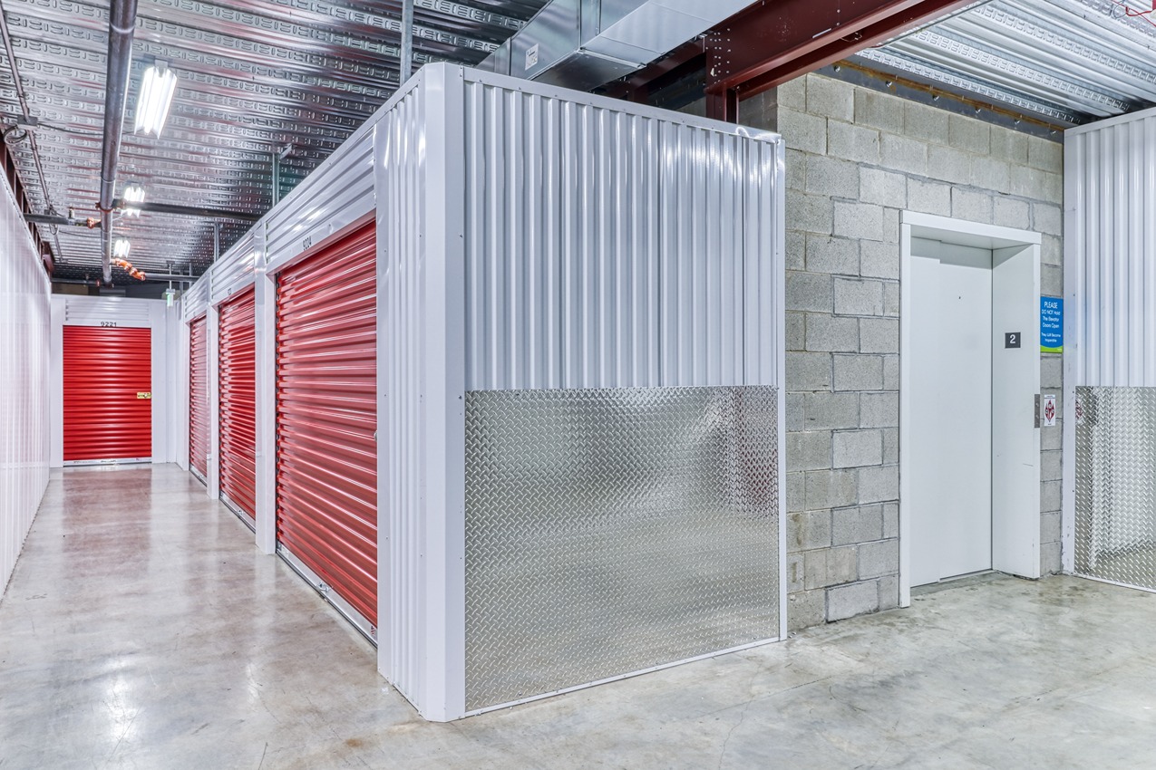 1910 E Algonquin Rd, Algonquin, IL Elevator | SmartStop