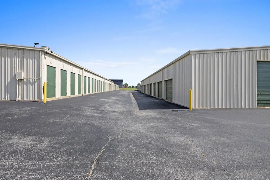 DriveUp2 at SmartStop Self Storage-Siloam SpringsAR-1485EKenwoodSt