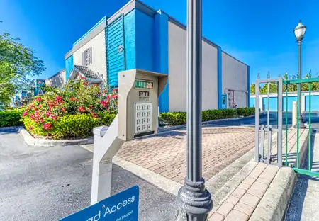 SmartStopSelfStorage-NaplesFL-7755PreserveLane-Keypad Access