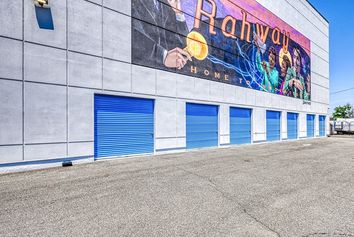 SmartStopSelfStorage-RahwayNJ-2255 Elizabeth Ave-Drive Up Units