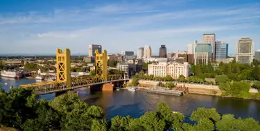 Image of downtown Sacramento including the yellow bridge | SmartStop