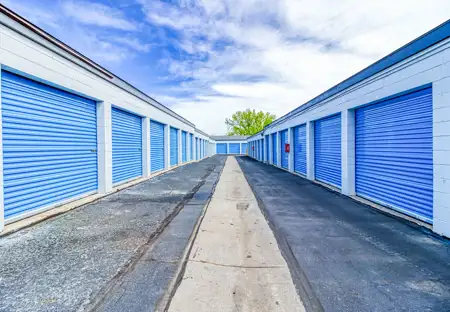 SmartStopSelfStorage-LittletonCO-3757NorwoodDr-ExteriorUnits