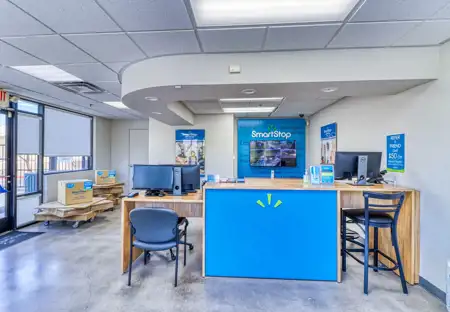 SmartStopSelfStorage-NorthLasVegasNV-2555WCentennialPrkwy-Office