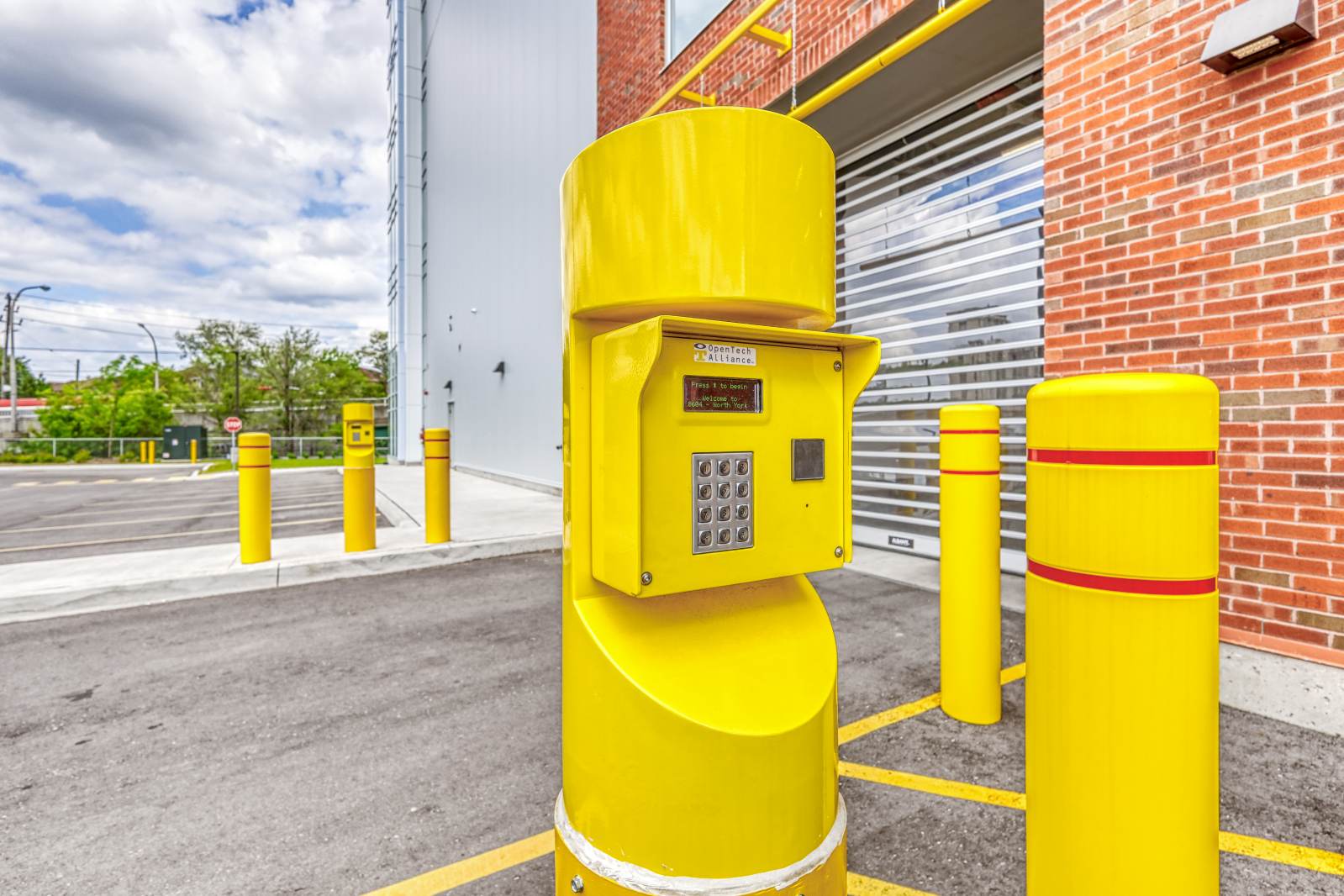 secure gate entry keypad at SmartStop self storage facility in Toronto, Ontario on 1480 Jane St.