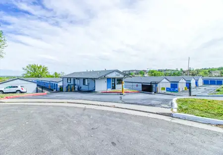 SmartStopSelfStorage-LittletonCO-3757NorwoodDr-Hero