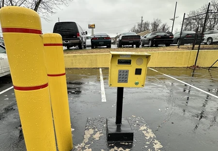 SmartStopSelfStorage-MurfreesboroTN-1323NWBroadSt-Keypad Access