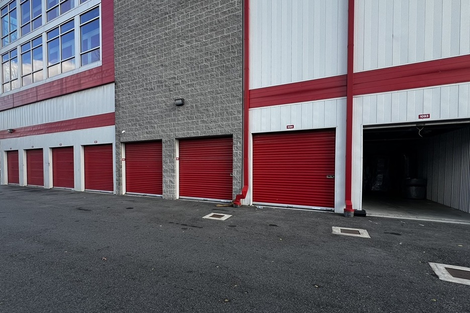 SmartStopSelfStorage-HillsideNJ-591 N Union Ave-Drive Up Units