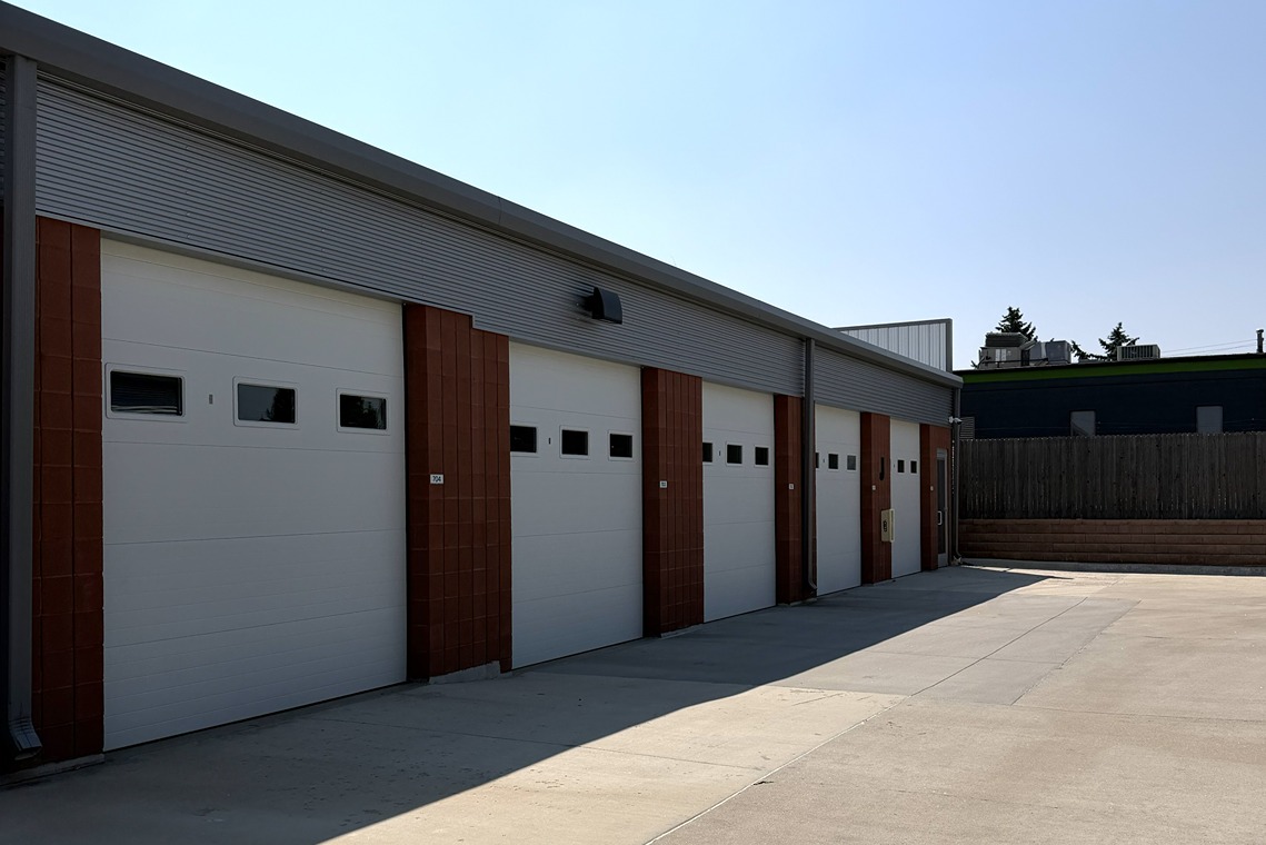Drive up units at 303SelfStorage-DenverCO-3800NMonacoPkwy