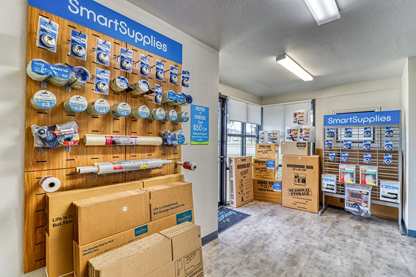 SmartStopSelfStorage-CorinthTX-3701FM2181-MovingSupplies