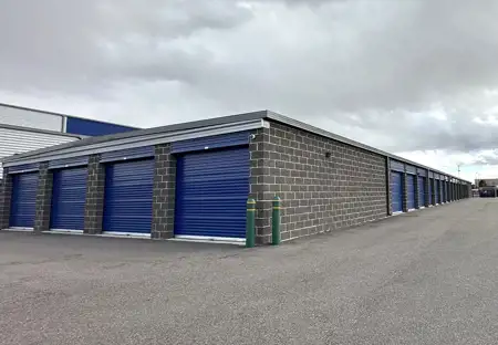 SmartStopSelfStorage-AuroraCO-3633NWaldenCircle-Drive Up Units
