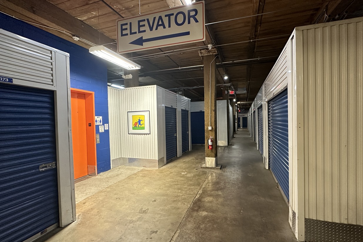 SmartStopSelfStorage-RichmondVA-1716ECarySt-Elevator