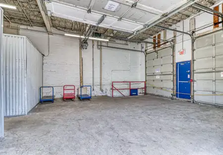 SmartStopSelfStorage-HamiltonONT-24 Sanford Ave-Loading Bays Interior