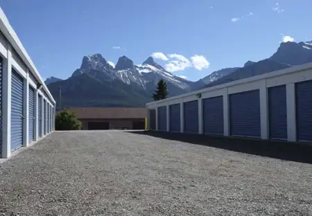 SmartStop Self Storage-110 Bow Meadows Crescent, Canmore, AB  - DriveUp2