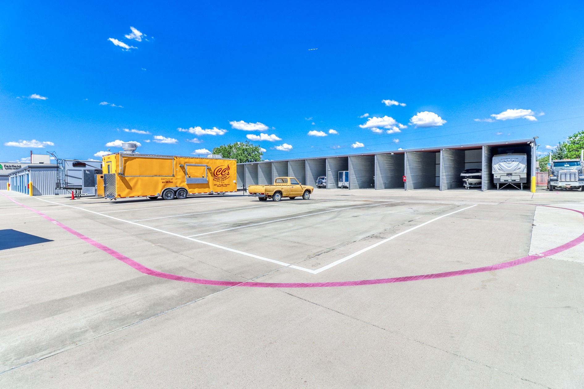 SmartStopSelfStorage-CypressTX-27236US290-Parking