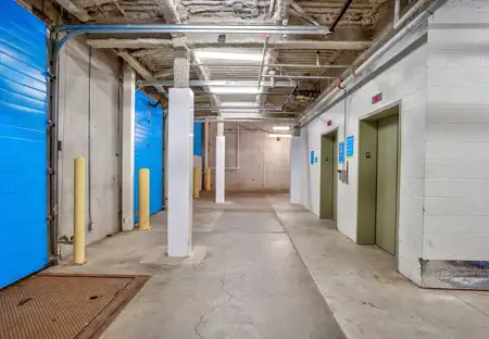 SmartStopSelfStorage-PickeringONT-600GraniteCrt-Elevators