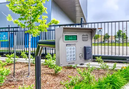 SmartStopSelfStorage-MississaugaONT-2068 S Sheridan Way-Keypad Access