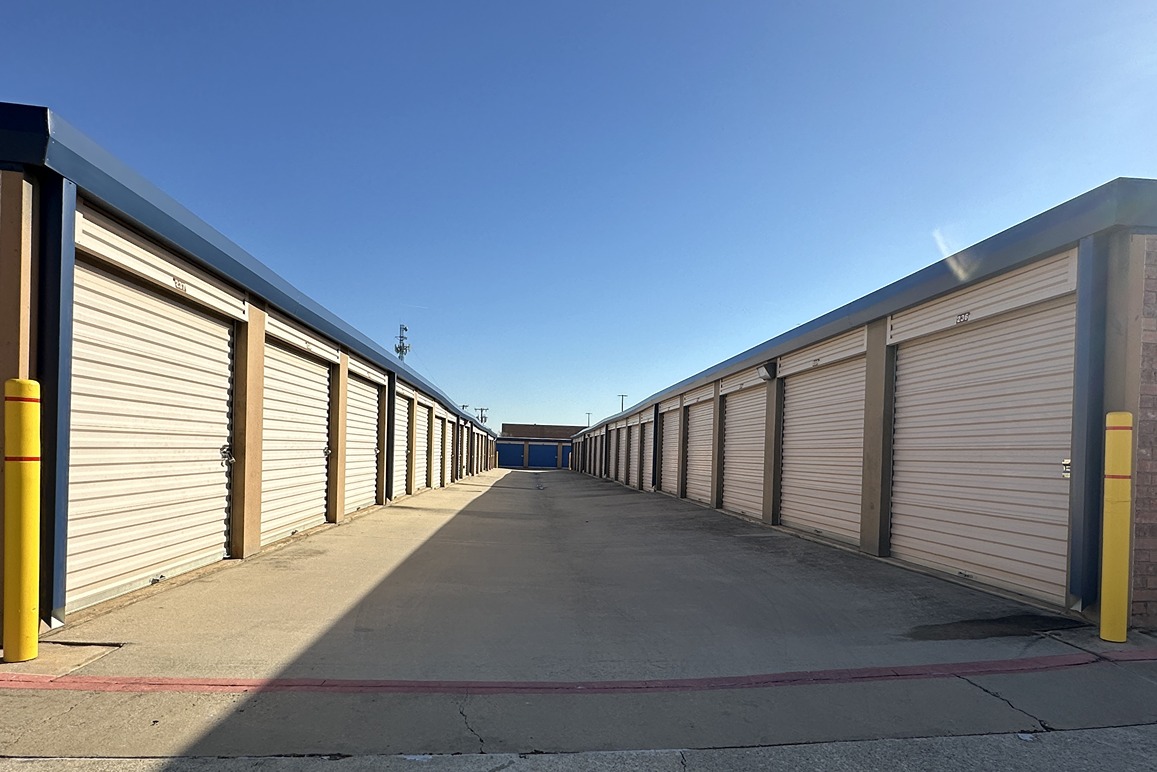 SmartStopSelfStorage-CorinthTX-3701FM2181-DriveUpUnits