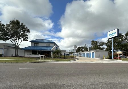 SmartStopSelfStorage-LongwoodFL-460FloridaCentralPkwy-Hero