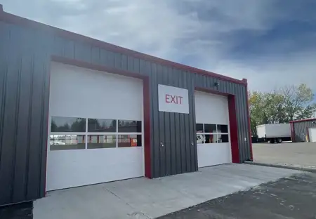 SmartStop Self Storage_8 Inglewood Dr_St Albert, AB-Loading Bays