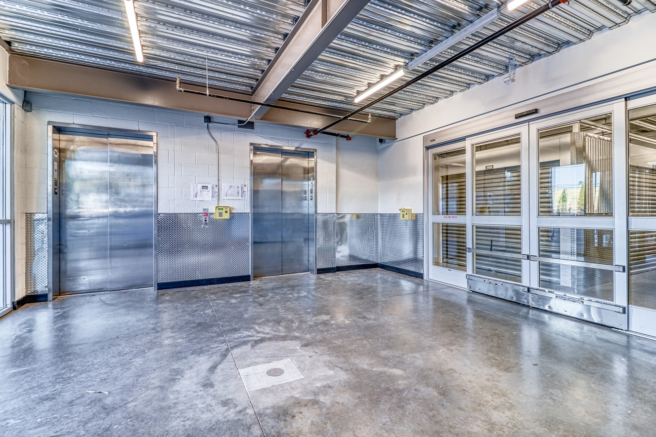 SmartStop Self Storage Facility 970 industrial Blvd, Chula Vista - Elevators