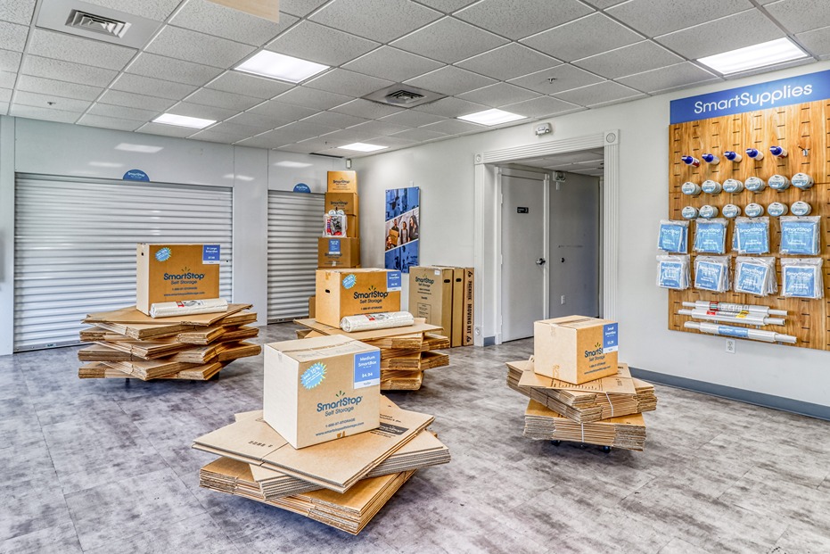 SmartStopSelfStorage-NaplesFL-7755PreserveLane-Moving Supplies