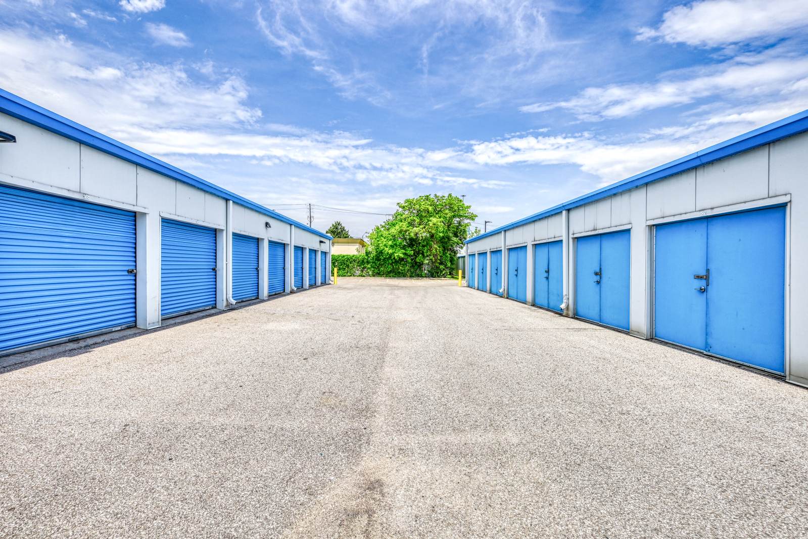 Drive Up Self Storage at SmartStop self storage facility in Scarborough, Ontario on 515 Centennial Rd N