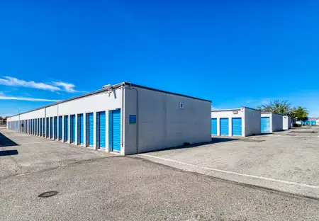 Self Storage In Riverside Ca Self Storage Units in Riverside, CA at 7211 Arlington Ave | SmartStop