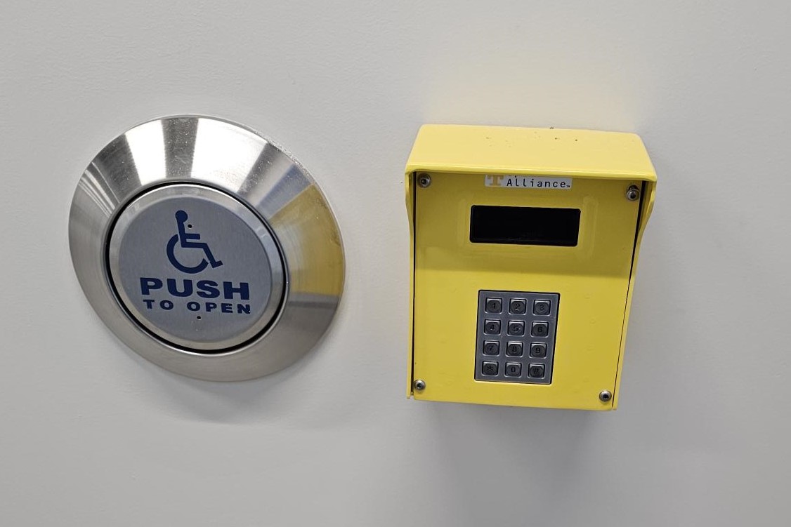 SmartStopSelfStorage-HamiltonONT-550 Centennial Pkwy N-Keypad Access