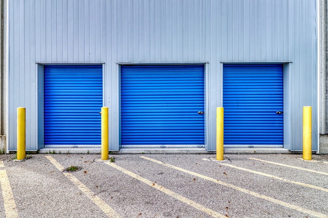 SmartStopSelfStorage-MississaugaONT-1230 Lakeshore Rd-Drive Up Units