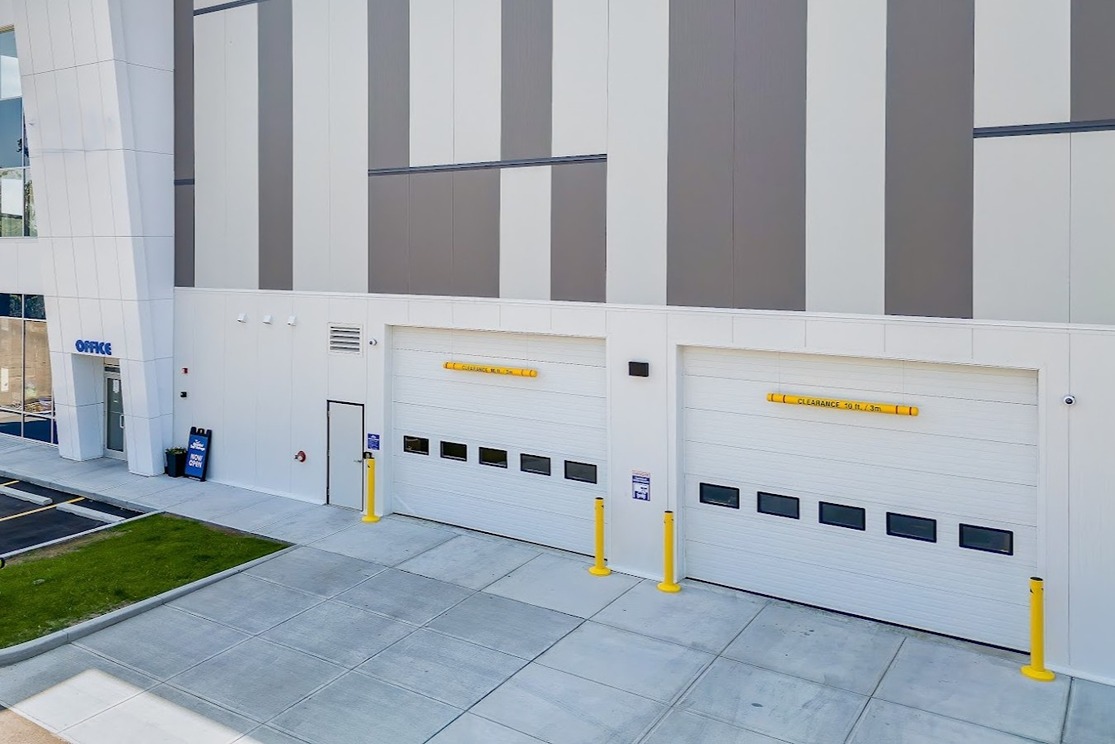 Loading Bays at 235BMaylandPLNE, Calgary, AB - SmartStop