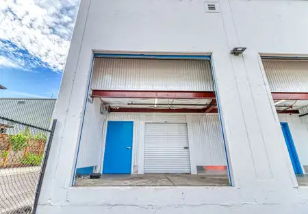 4836 SE Powell Blvd, Portland, OR - Loading Dock