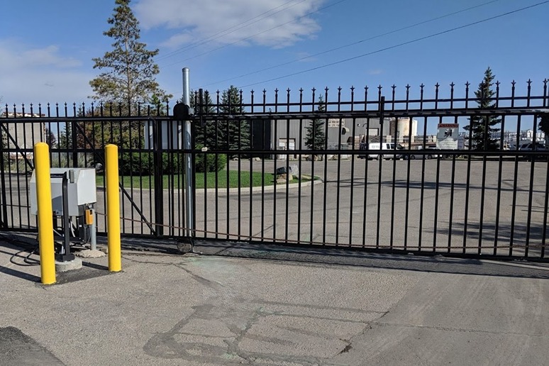 Gate at 4046 96AveSE, Calgary, AB - SmartStop