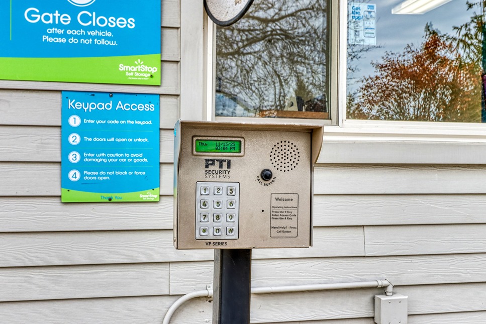 SmartStopSelfStorage-RomeovilleIL-1302MarquetteDr-Security