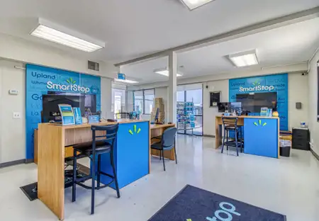 SmartStopSelfStorage-RiversideCA-6667VanBurenBlvd-Office