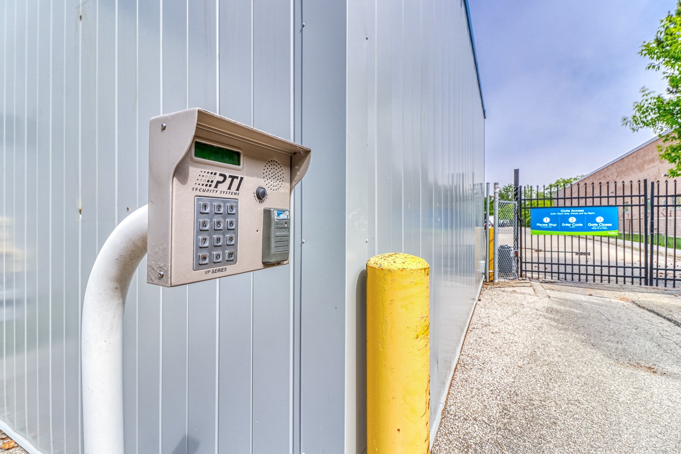 SmartStopSelfStorage-MississaugaONT-1230 Lakeshore Rd-Keypad Access