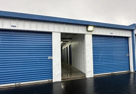 SmartStopSelfStorage-MurfreesboroTN-1323NWBroadSt-Drive Up Units