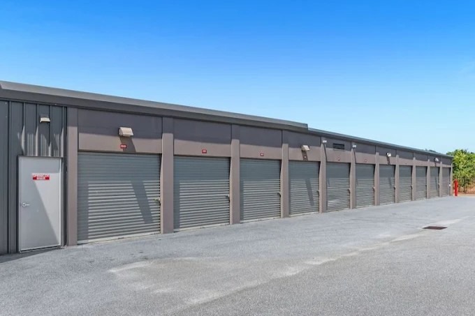 SmartStopSelfStorage-BoilingSpringsSC-112 McCullugh Rd-DriveUp
