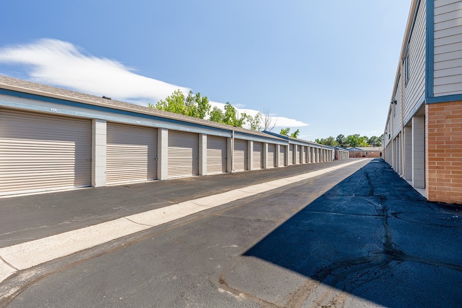 Drive Up units at 303 Self Storage 6800 S Holly Circle Centennial, CO 80112