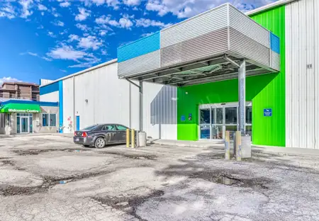 SmartStopSelfStorage-BurlingtonONT-1770 ApplebyLine-Entry