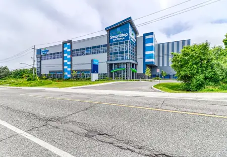 SmartStopSelfStorage-MississaugaONT-2068 S Sheridan Way-Hero
