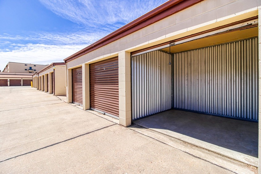 SmartStopSelfStorage-DenverCO-8881 EFloridaAve-DriveUp3