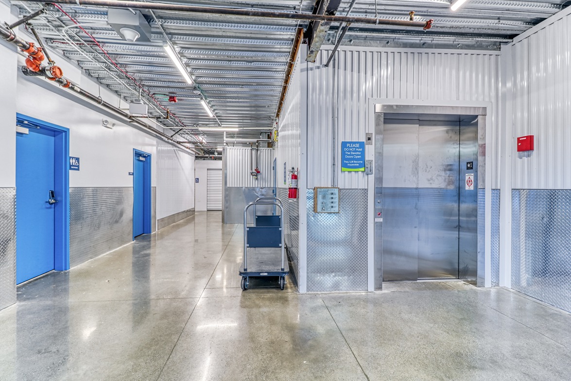 SmartStopSelfStorage-MillCreekWA-16618BothellEverettHighway-Elevators