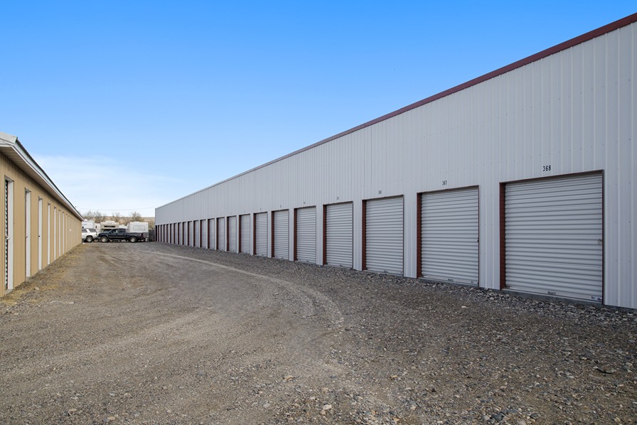 Drive-up units at WestbrookStorage-1548OldUS10